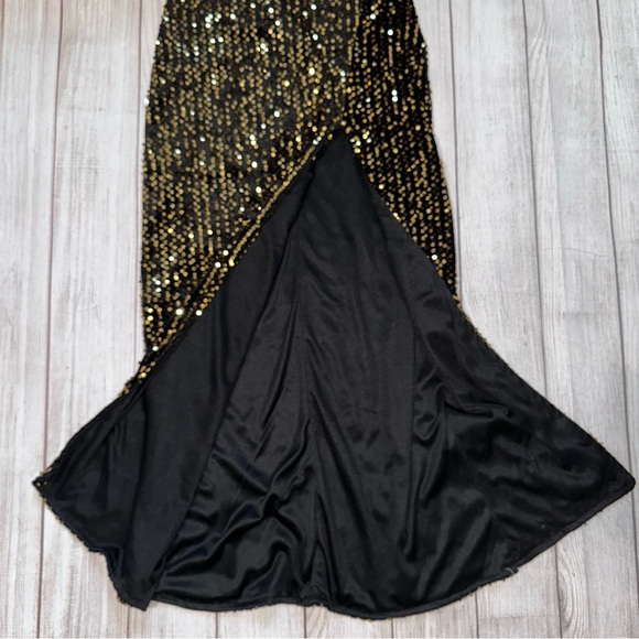 NWOT Gold Beaded Dress - Picture 8 of 14